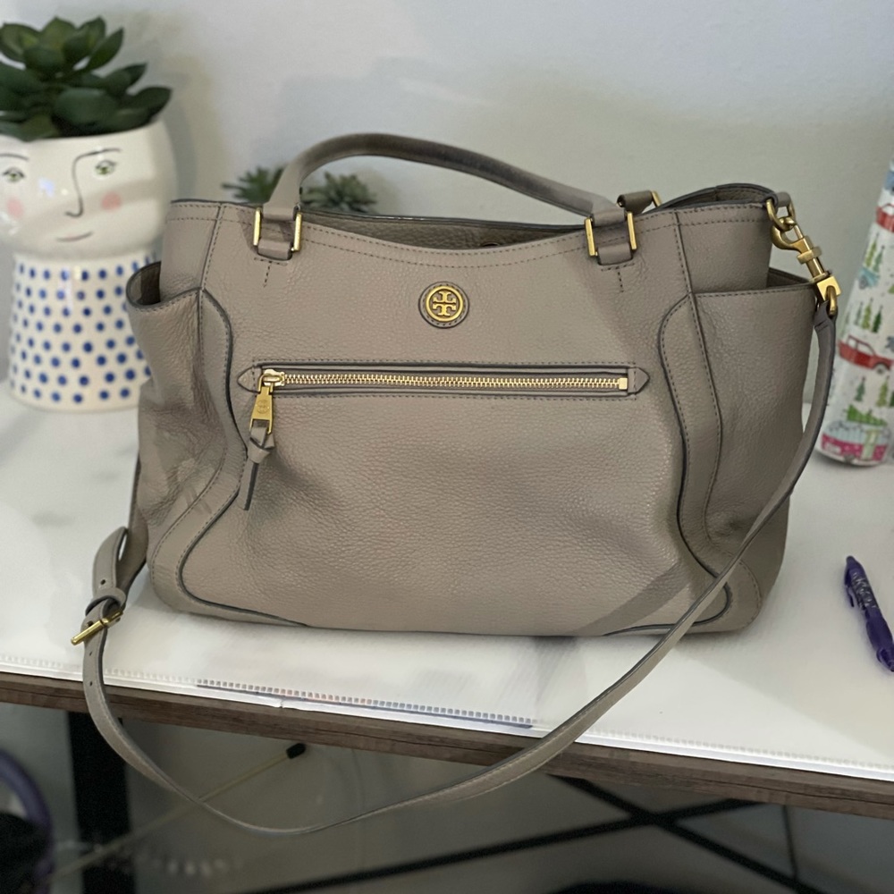 Tory Burch Frances Handbag. - Picture 7 of 10